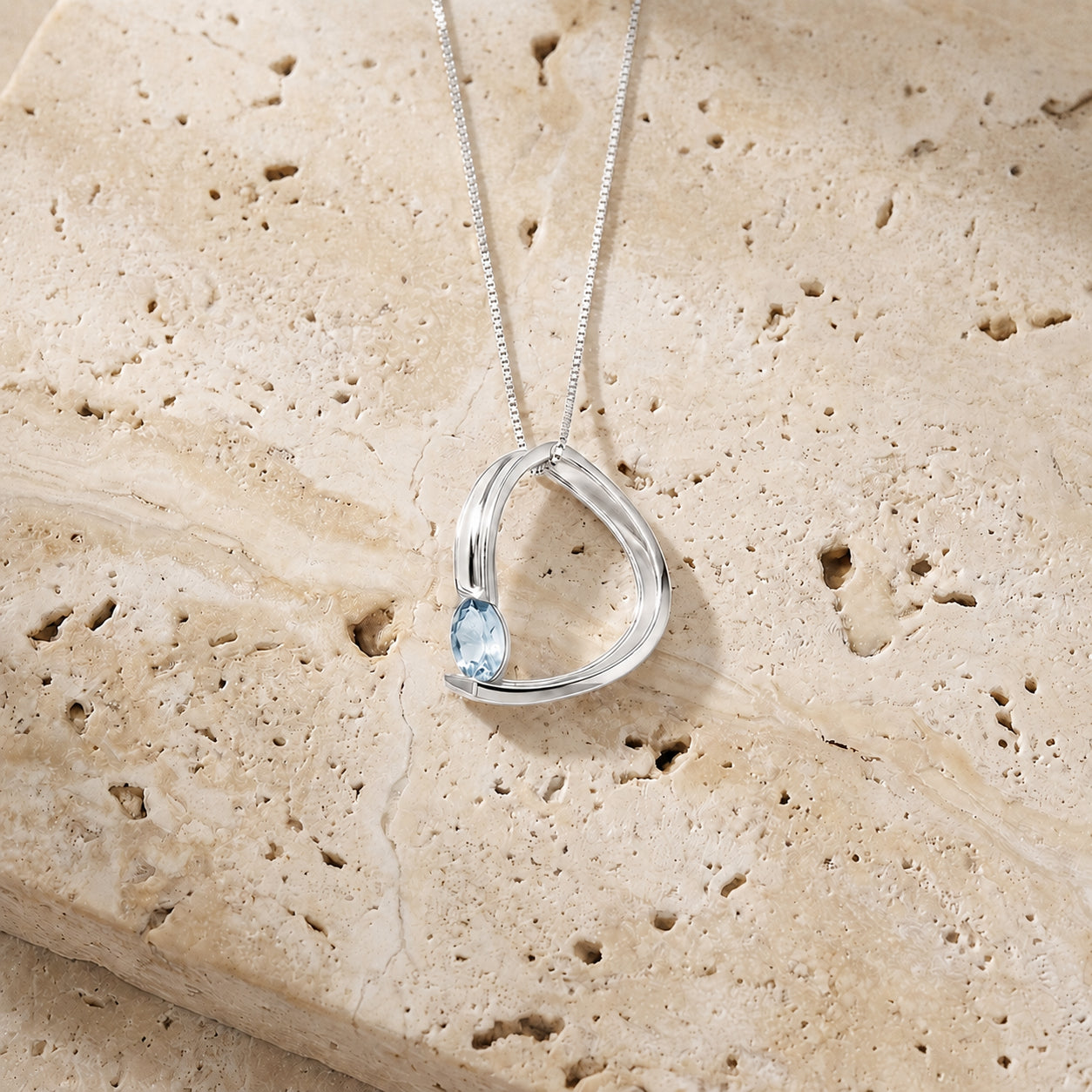 White Gold Aura Pendant Necklace Amethyst 10K — Gioia