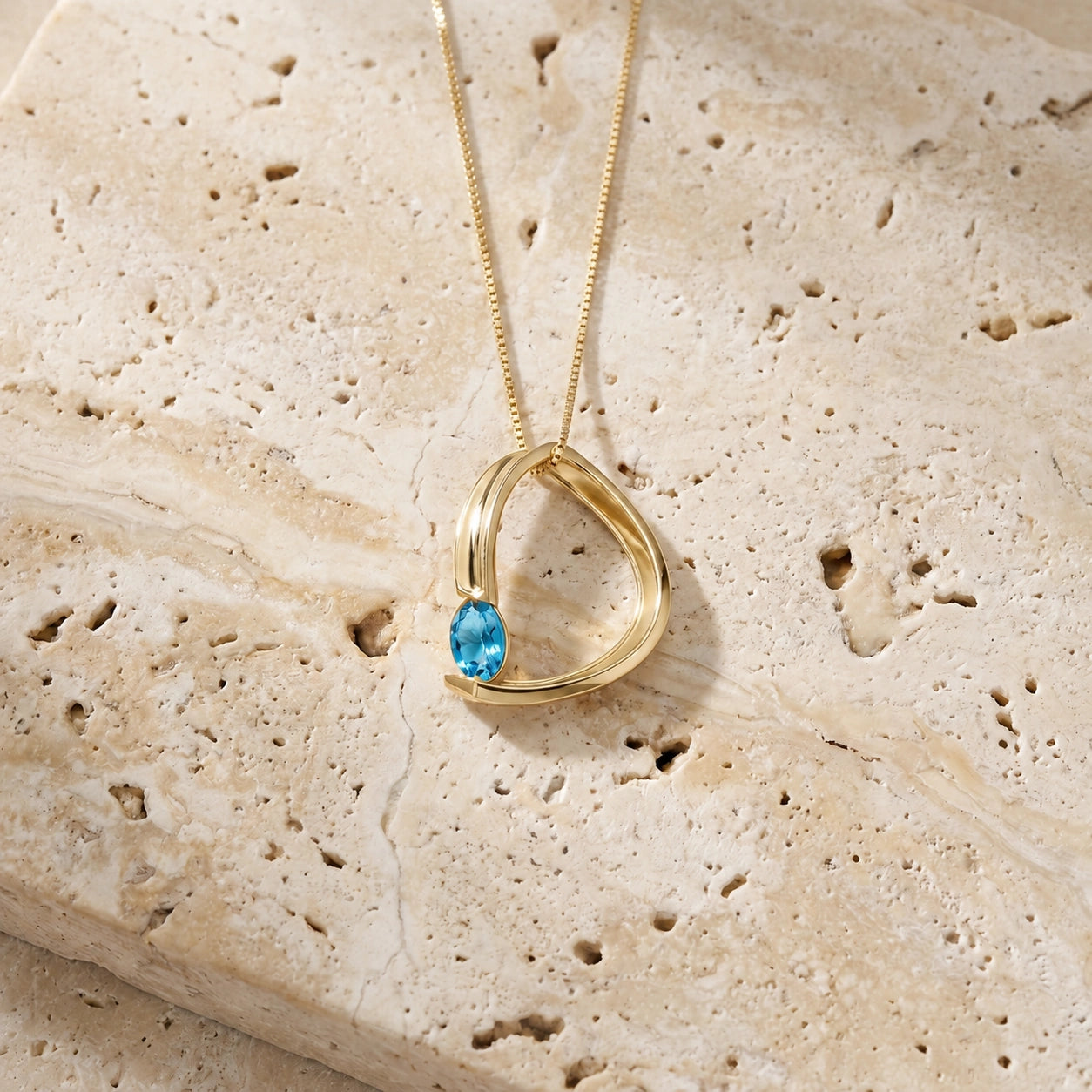 Yellow Gold Aura Pendant Necklace Blue Topaz 10K — Gioia