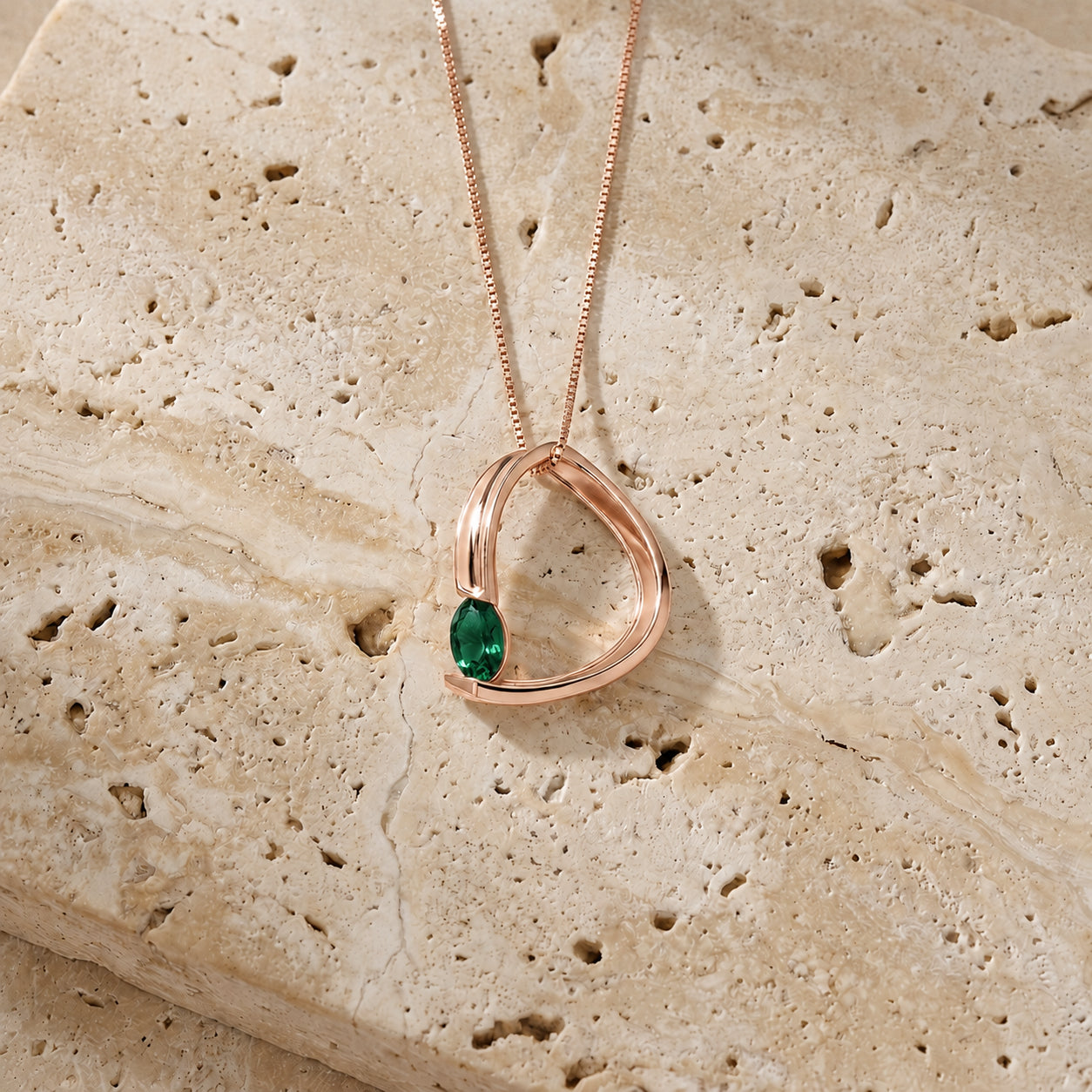 Rose Gold Aura Pendant Necklace Sapphire 10K — Gioia