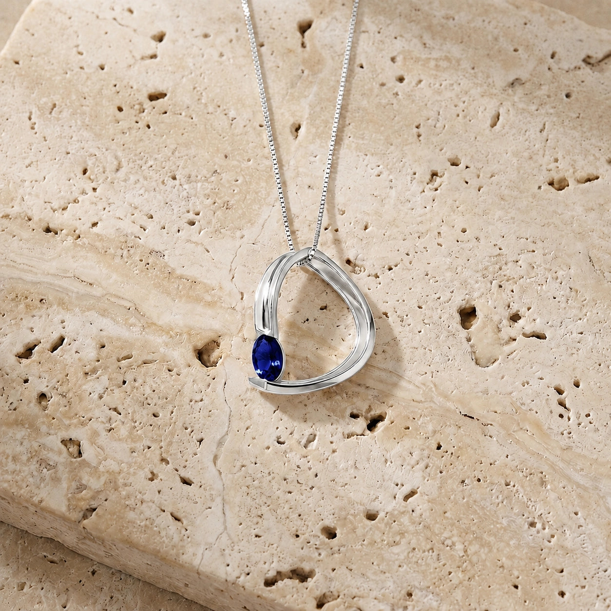 White Gold Aura Pendant Necklace Sapphire 10K — Gioia