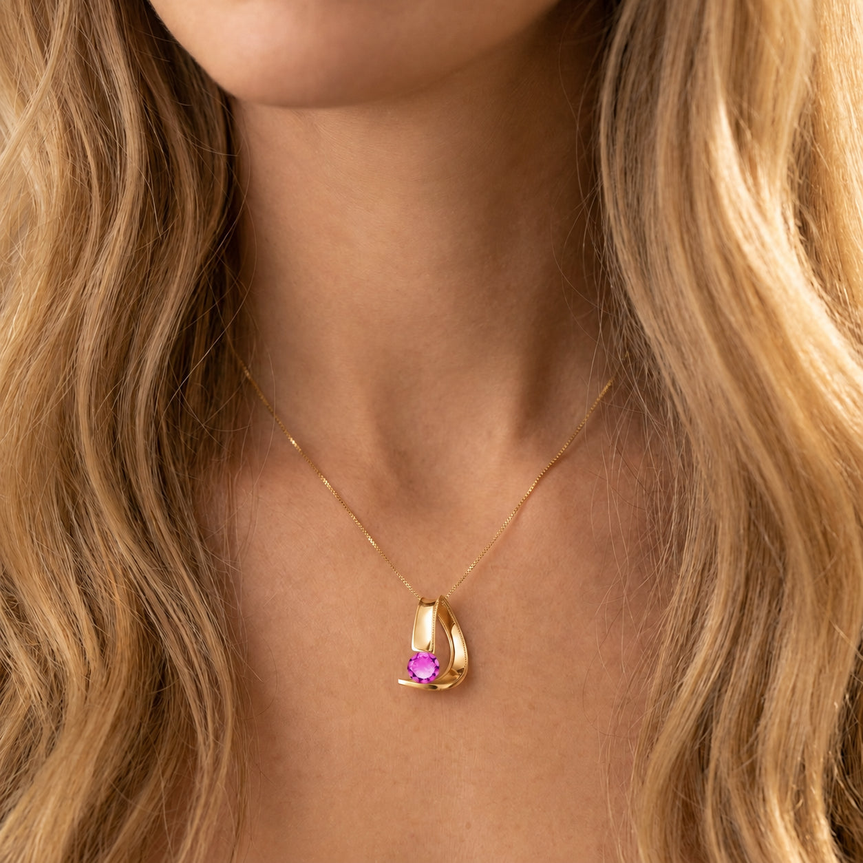 Yellow Gold Aura Pendant Necklace Citrine 10K — Gioia