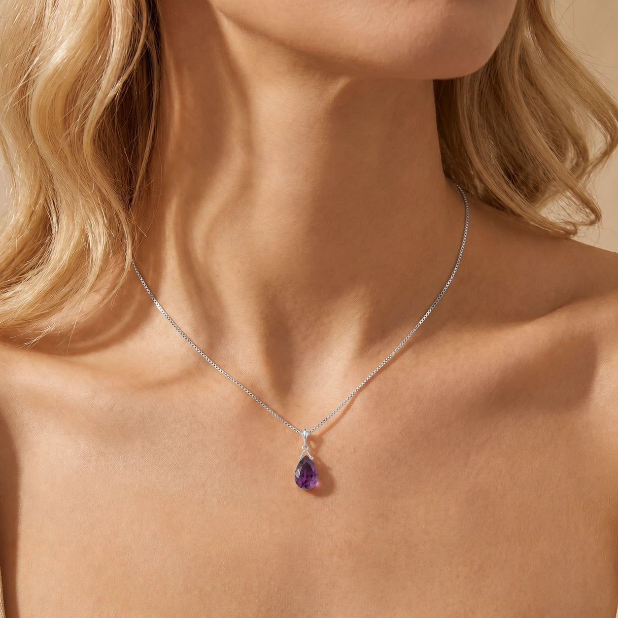 White Gold Rose Necklace Amethyst 10K — Giovanna