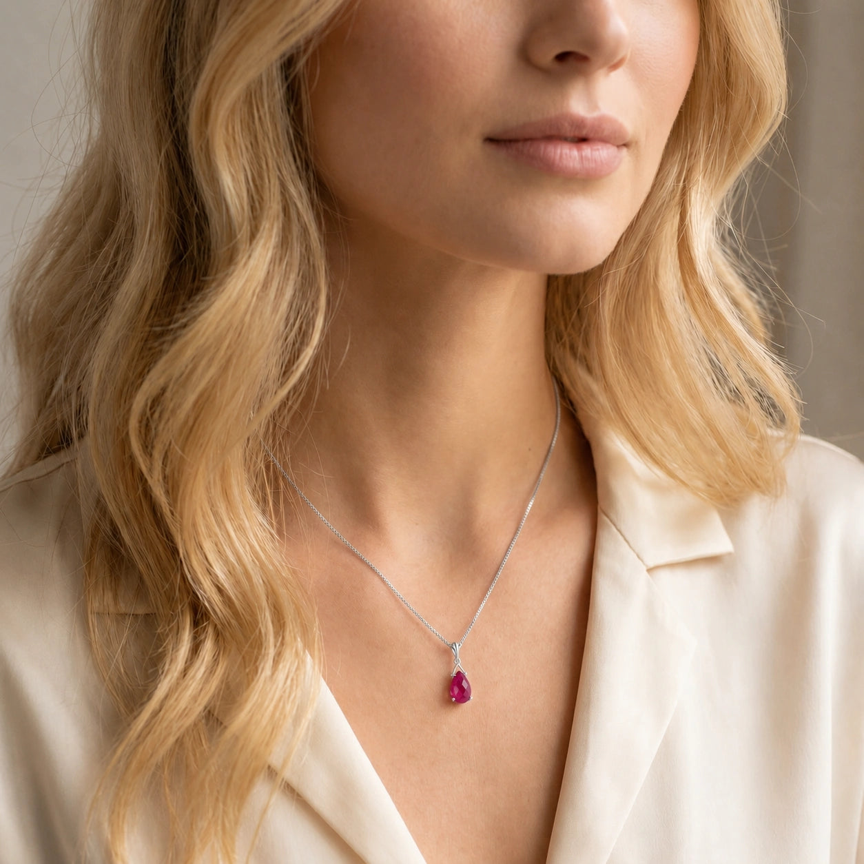White Gold Rose Necklace Ruby 10K — Giovanna
