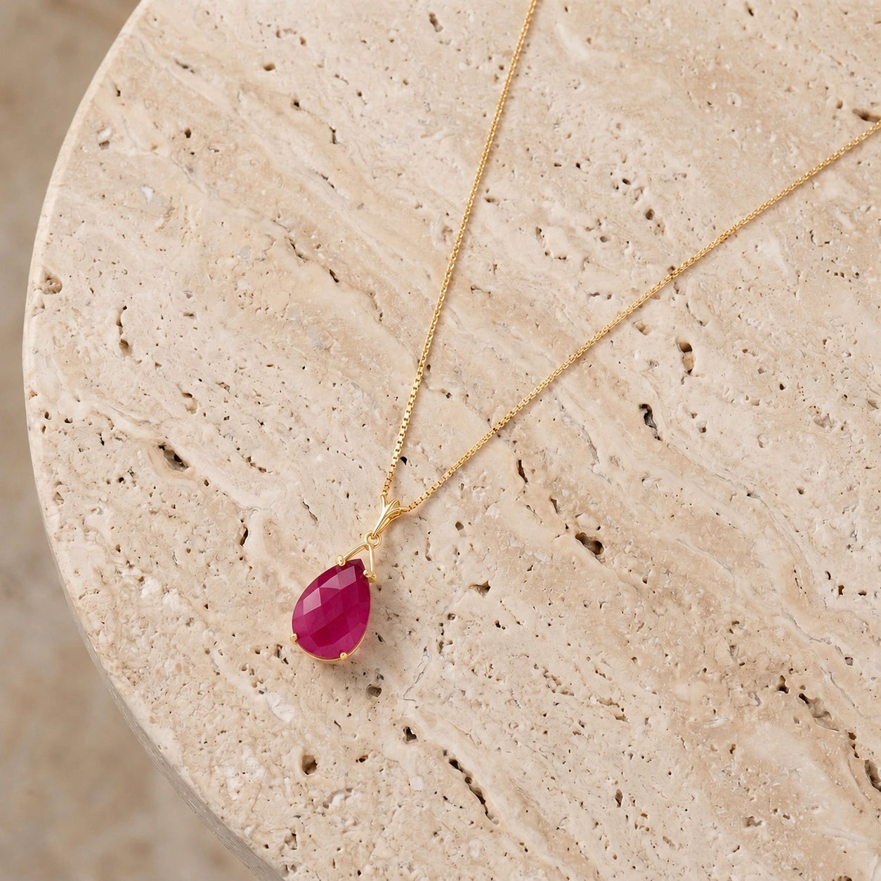 Yellow Gold Rose Necklace Ruby 10K — Giovanna