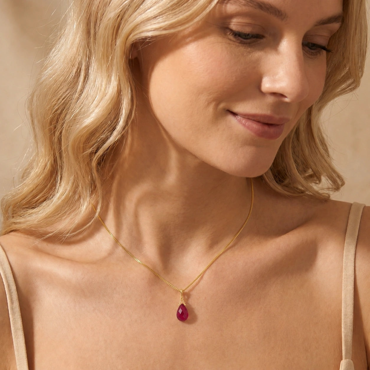 Yellow Gold Rose Necklace Ruby 10K — Giovanna