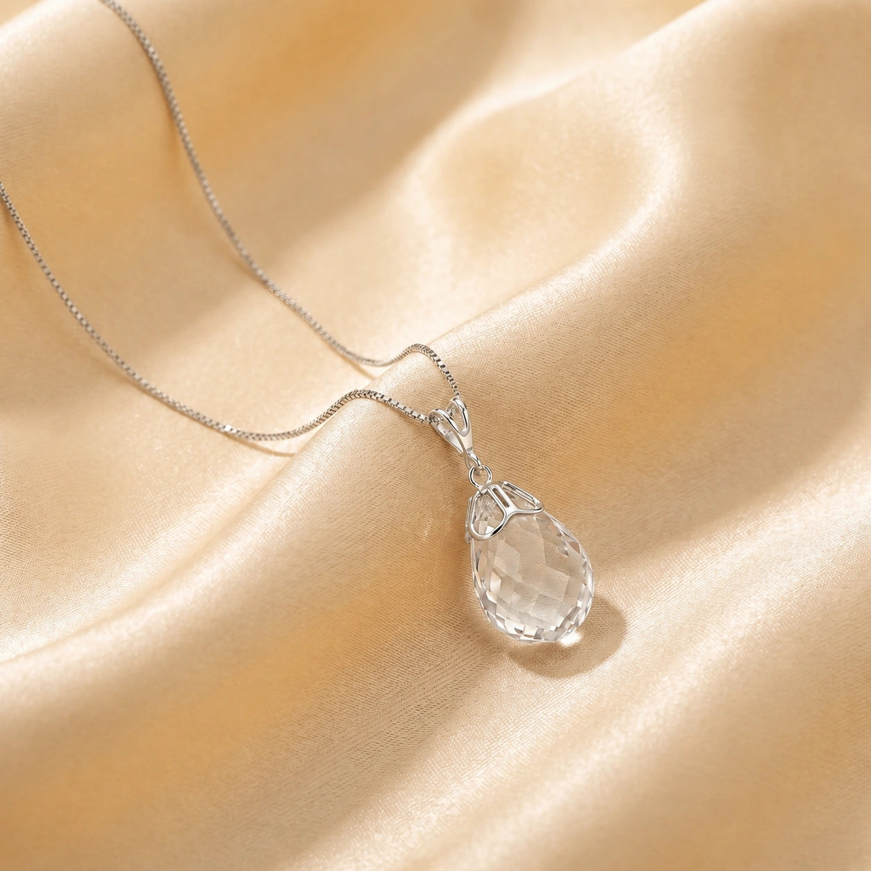 White Gold Belle Necklace White Topaz 10K — Fioretta