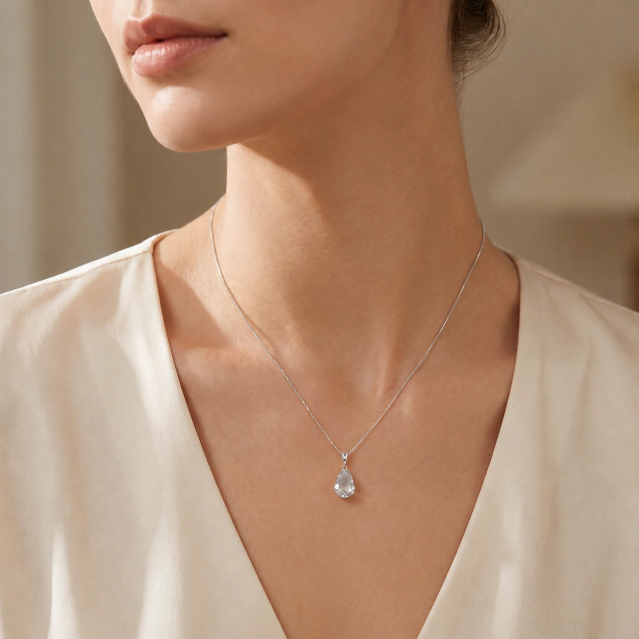 White Gold Belle Necklace White Topaz 10K — Fioretta