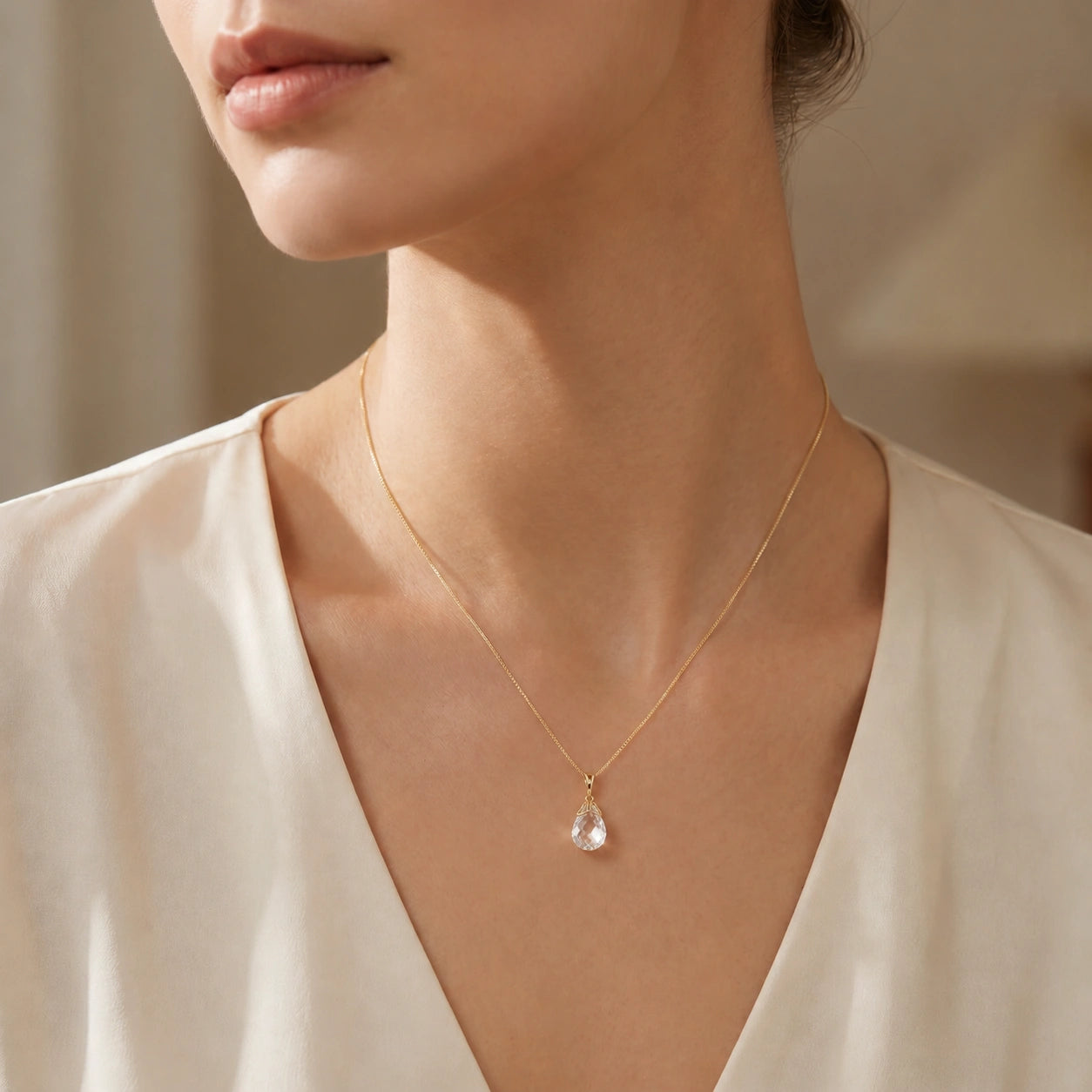Yellow Gold Belle Necklace White Topaz 10K — Fioretta
