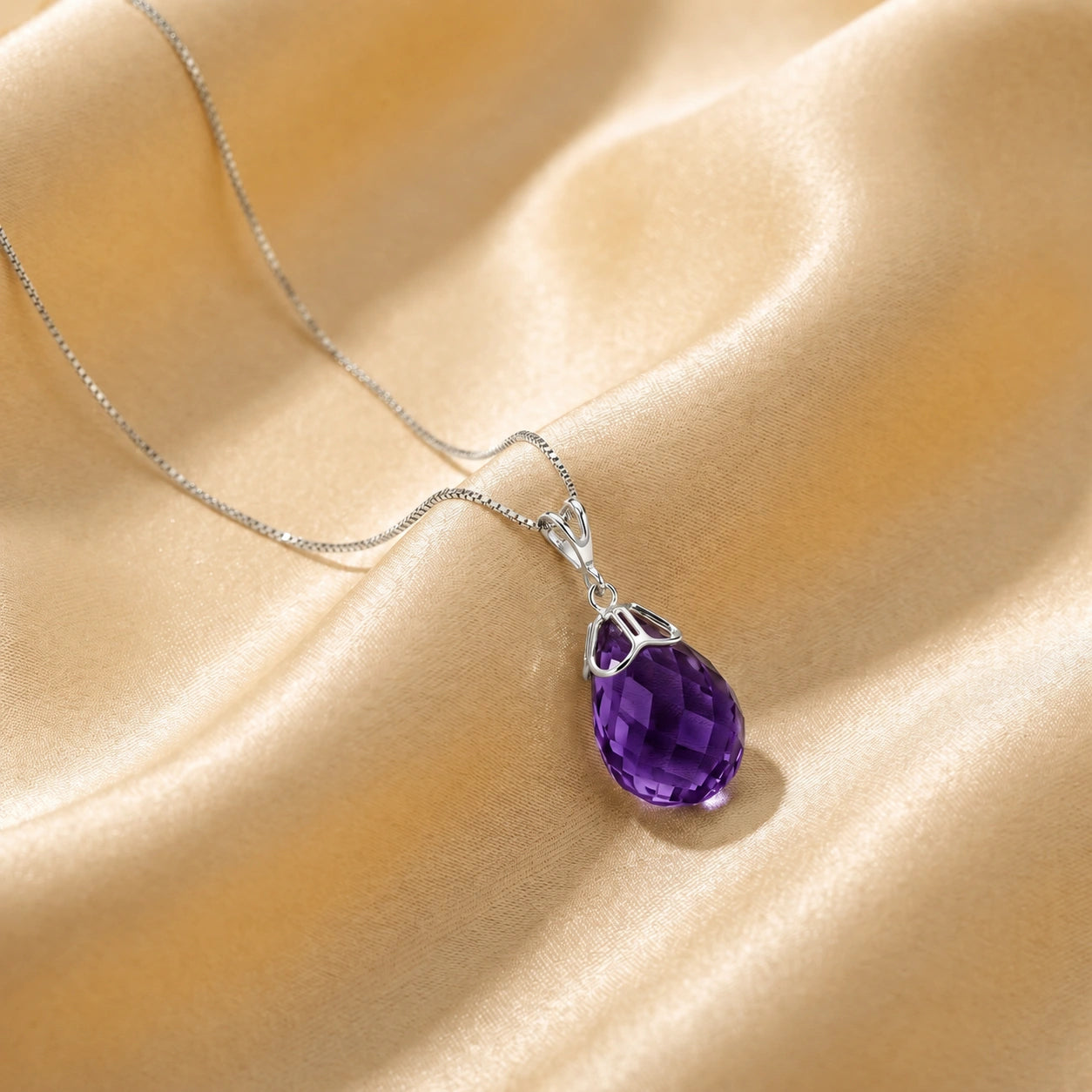 White Gold Belle Necklace Amethyst 10K — Fioretta