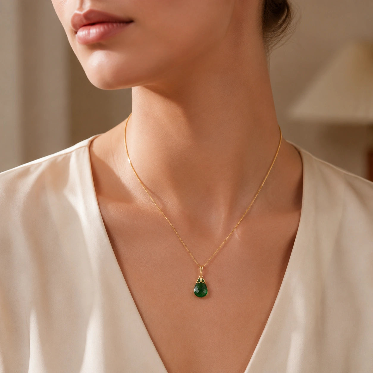 Yellow Gold Belle Necklace Emerald 10K — Fioretta
