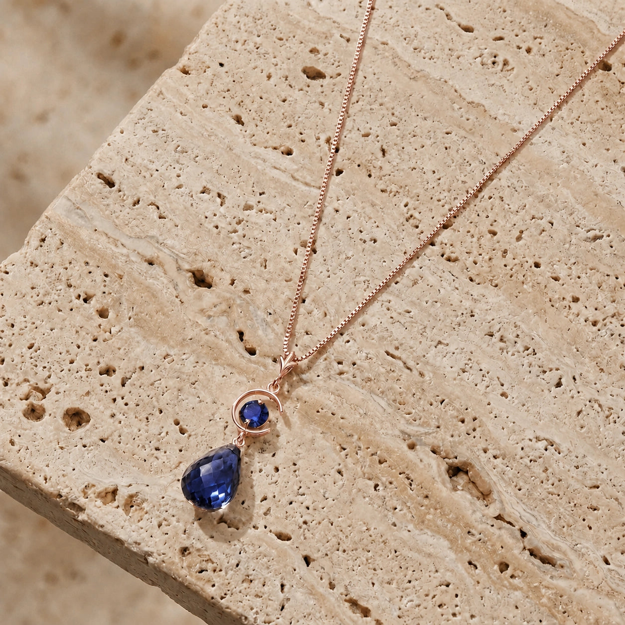 Rose Gold Sapphire — Ferdinanda