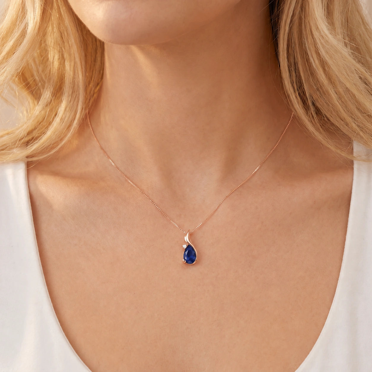 Rose Gold Heritage Pendant Necklace Sapphire 10K — Brunella