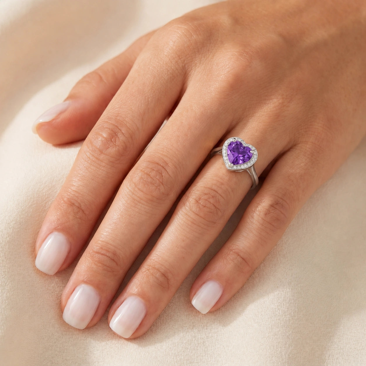 White Gold Amethyst & Diamond — Filippa