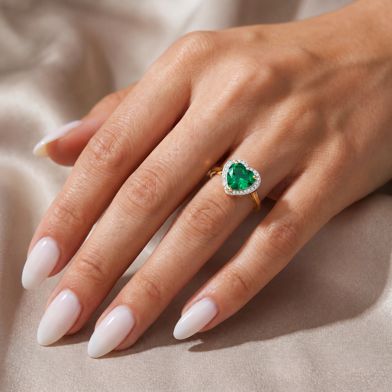 Yellow Gold Emerald & Diamond — Filippa
