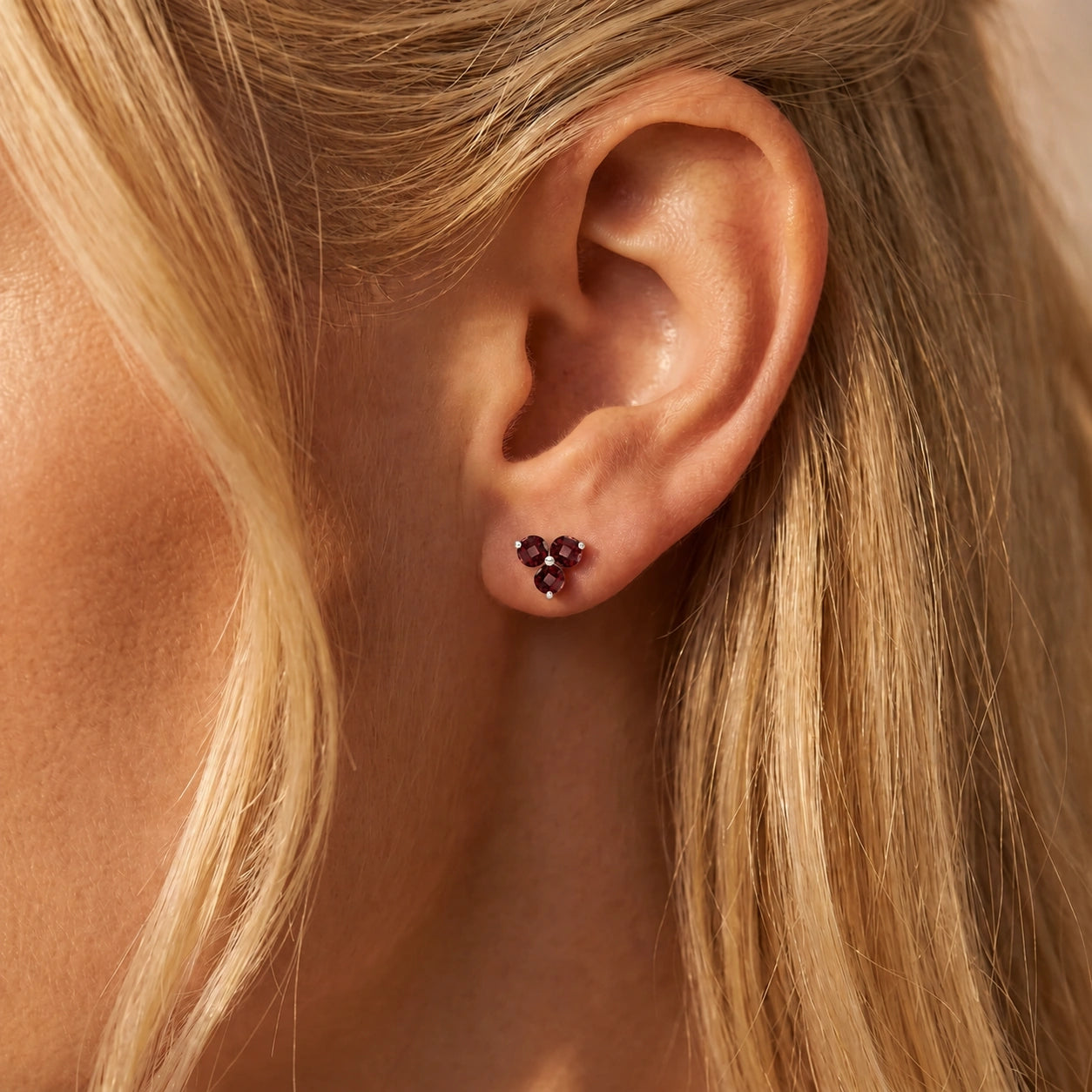 White Gold Garnet — Mariaaspasia