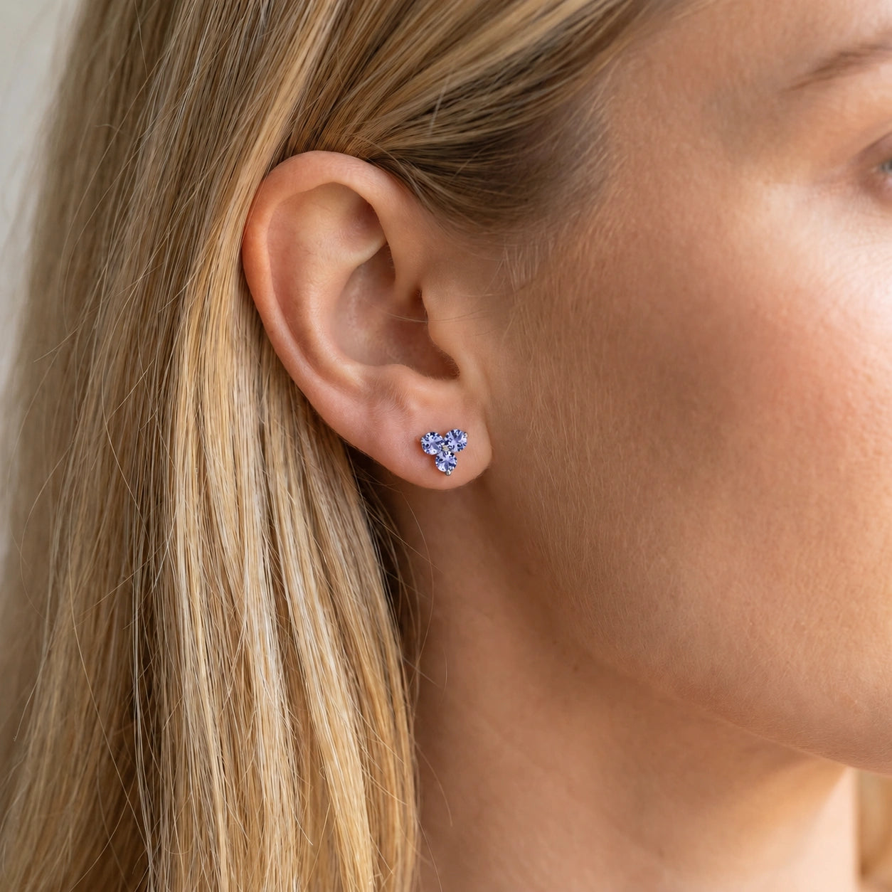White Gold Tanzanite — Mariaaspasia