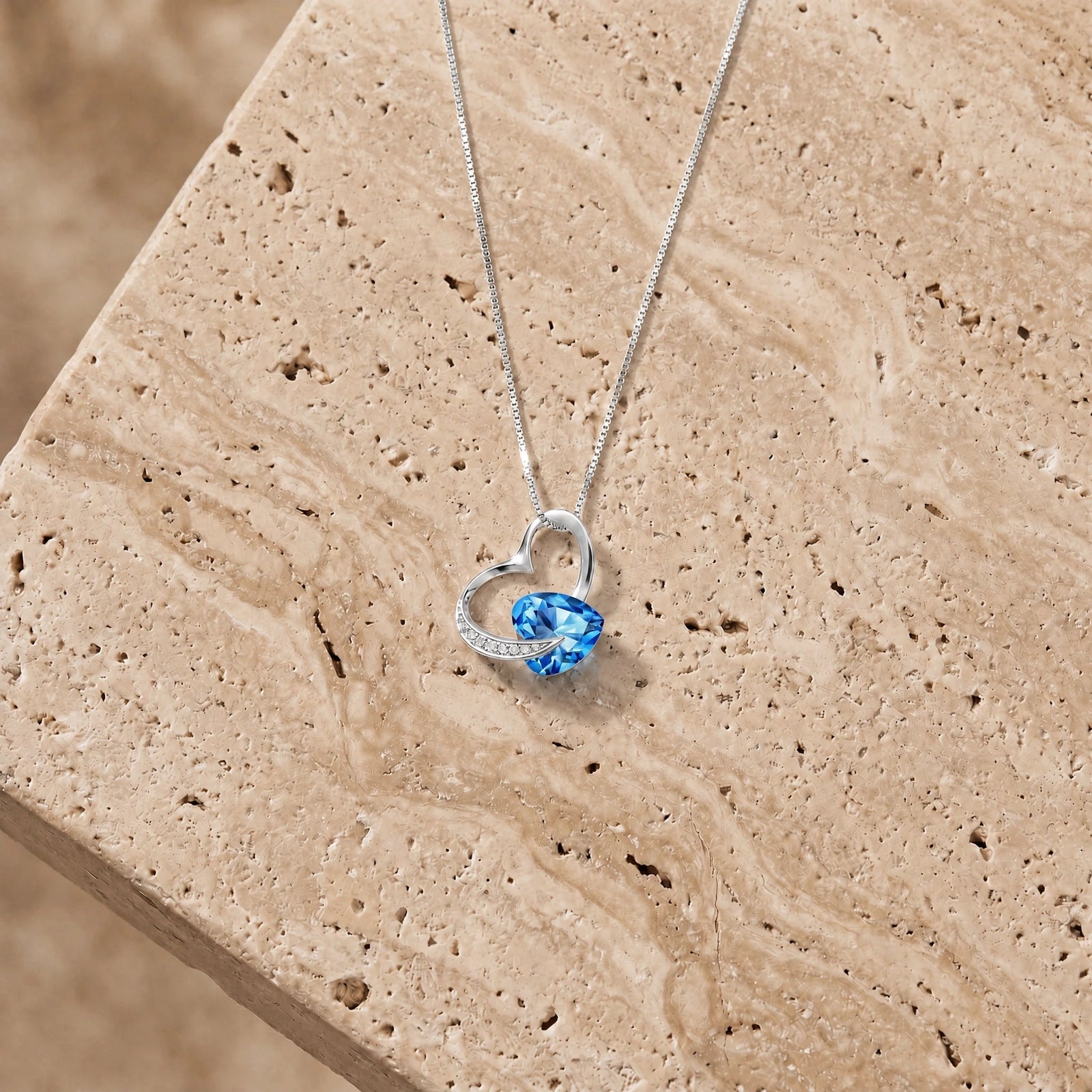 White Gold Pendant Necklace Blue Topaz 10K — Fabrizia