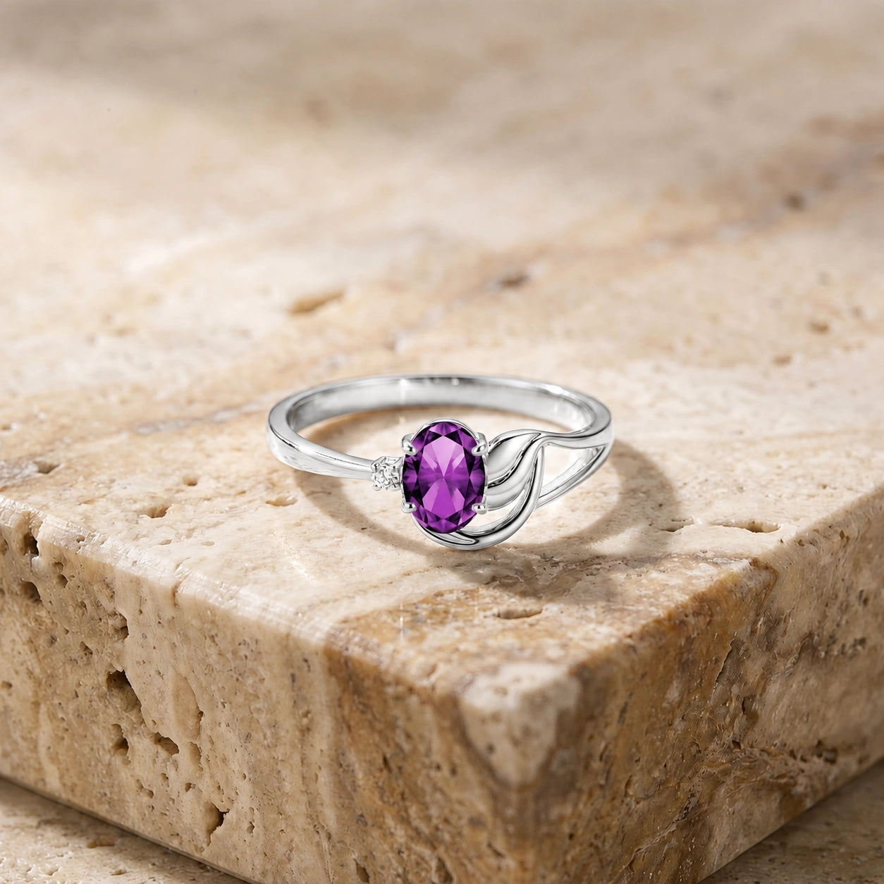 White Gold Amethyst & Diamond — Fiorina