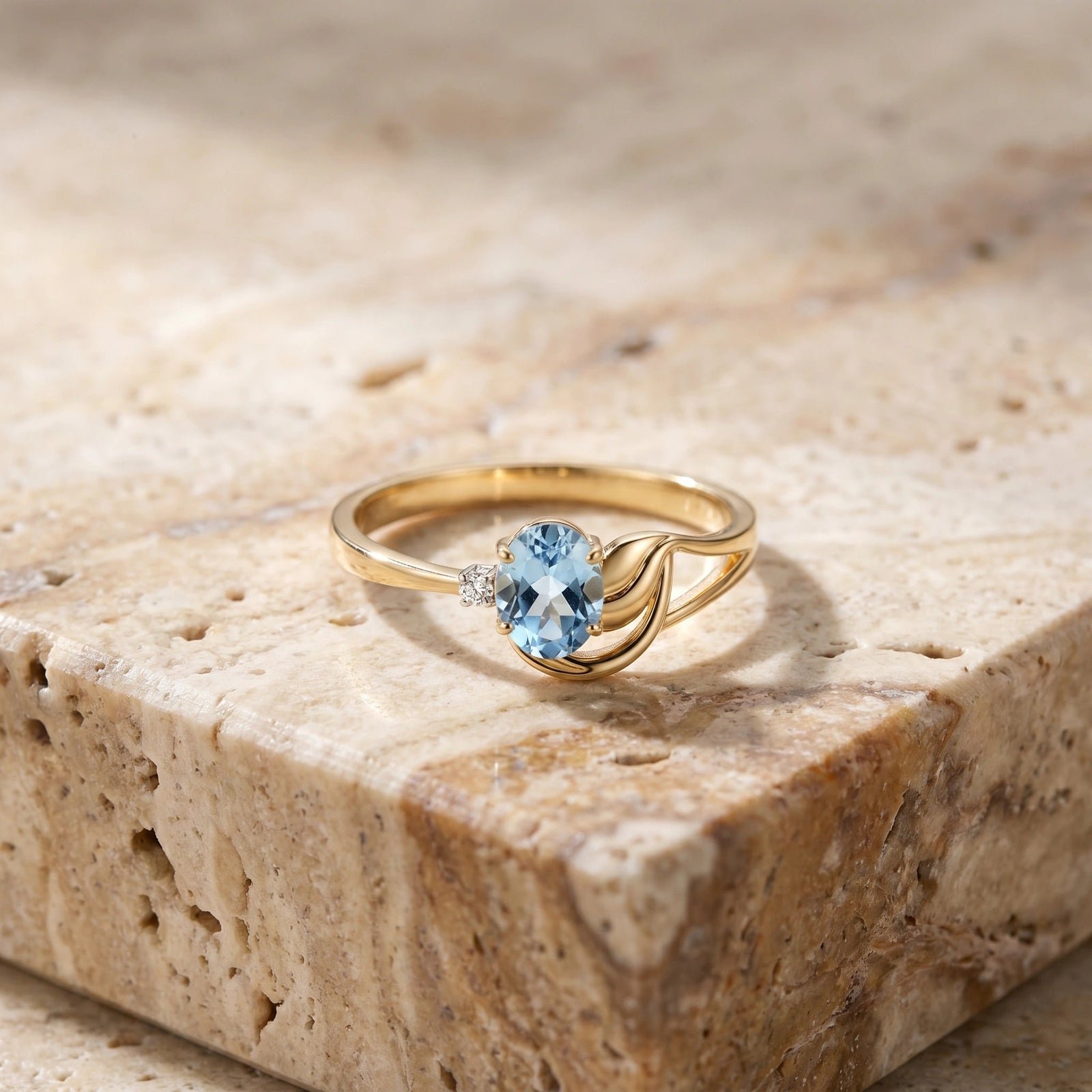 Yellow Gold Diamond & Aquamarine — Fiorina