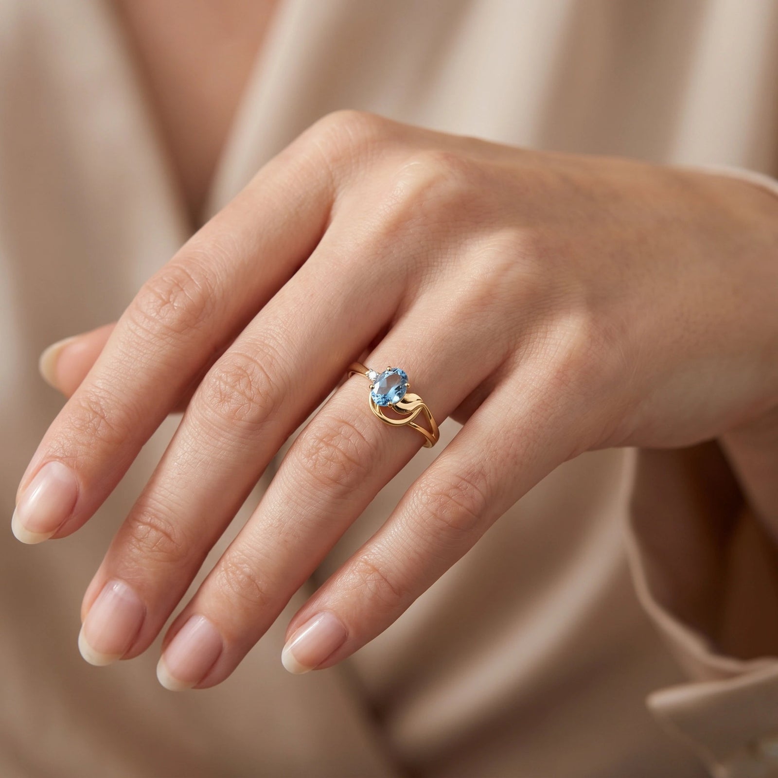 Yellow Gold Diamond & Aquamarine — Fiorina