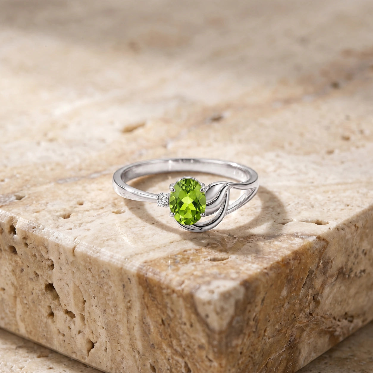 White Gold Diamond & Peridot — Fiorina