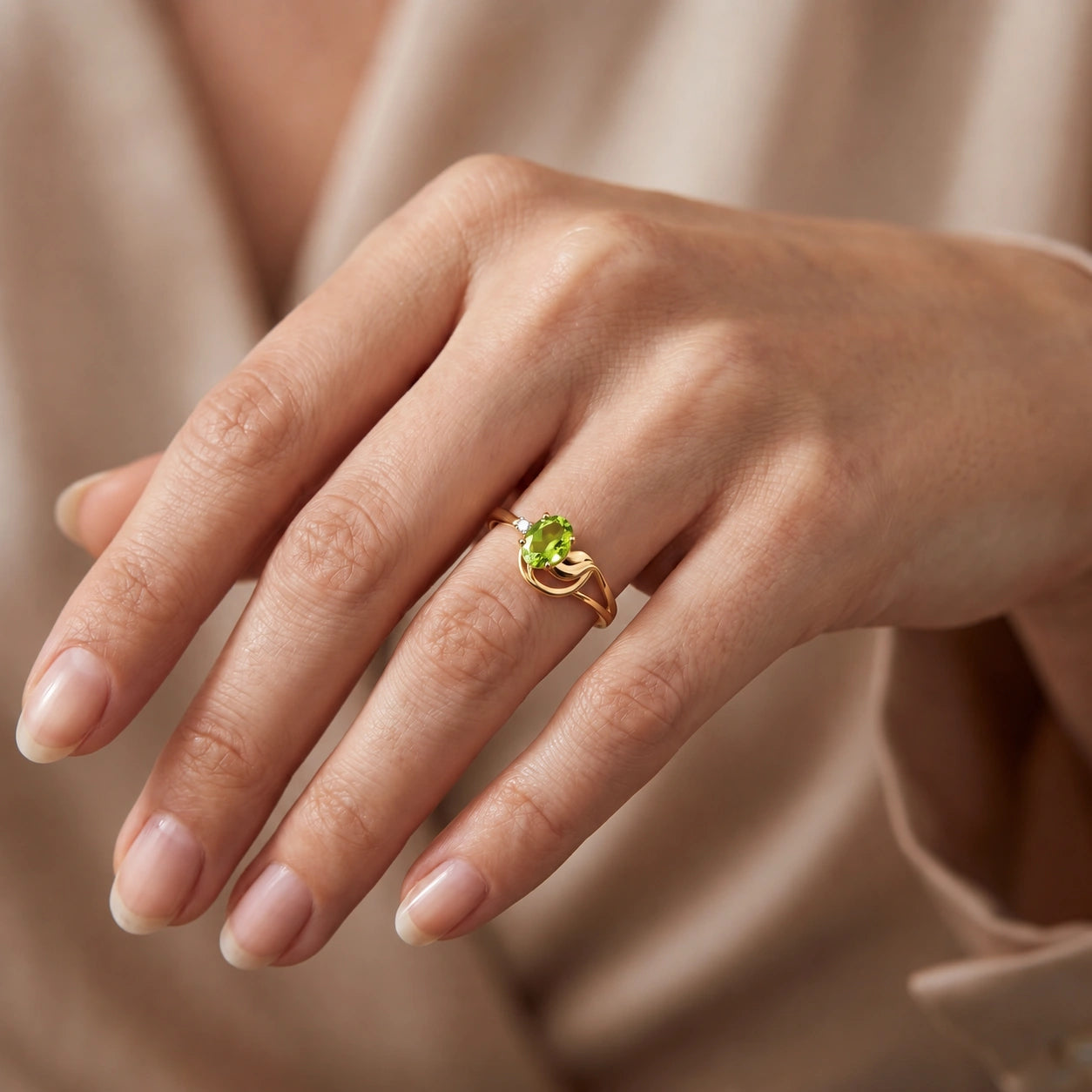 Yellow Gold Diamond & Peridot — Fiorina