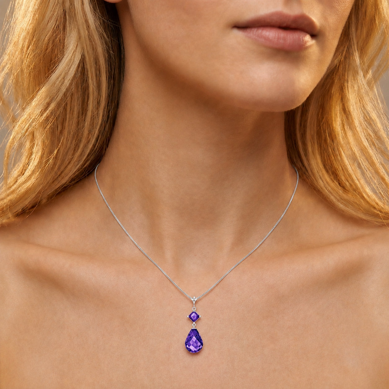 White Gold Pendant Necklace Amethyst 10K — Saveria