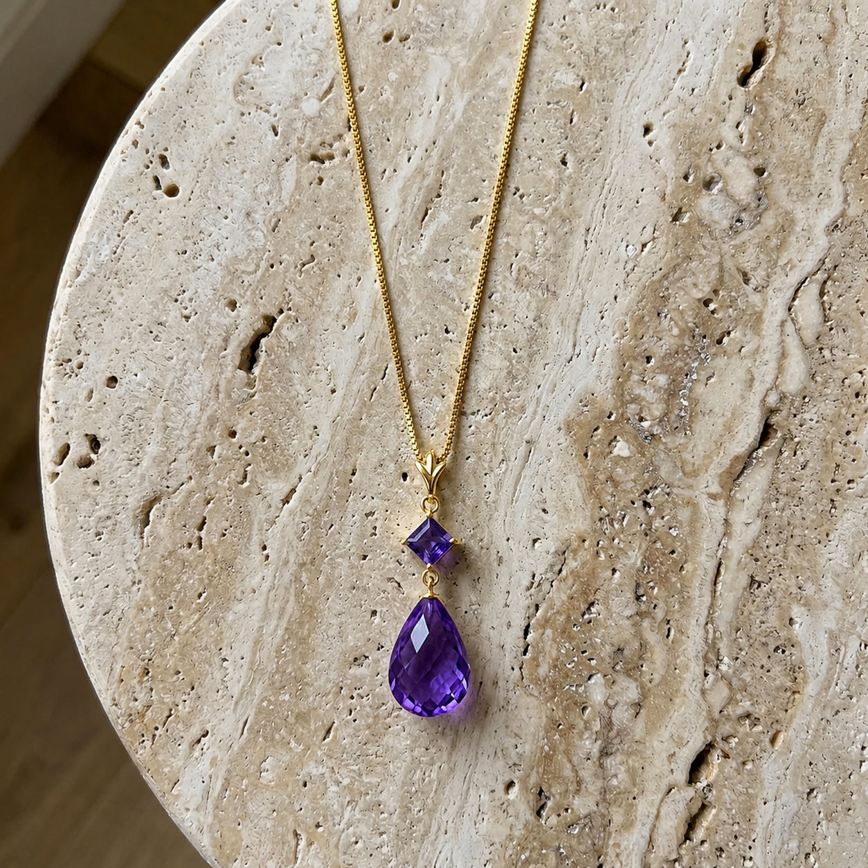 Yellow Gold Pendant Necklace Amethyst 10K — Saveria
