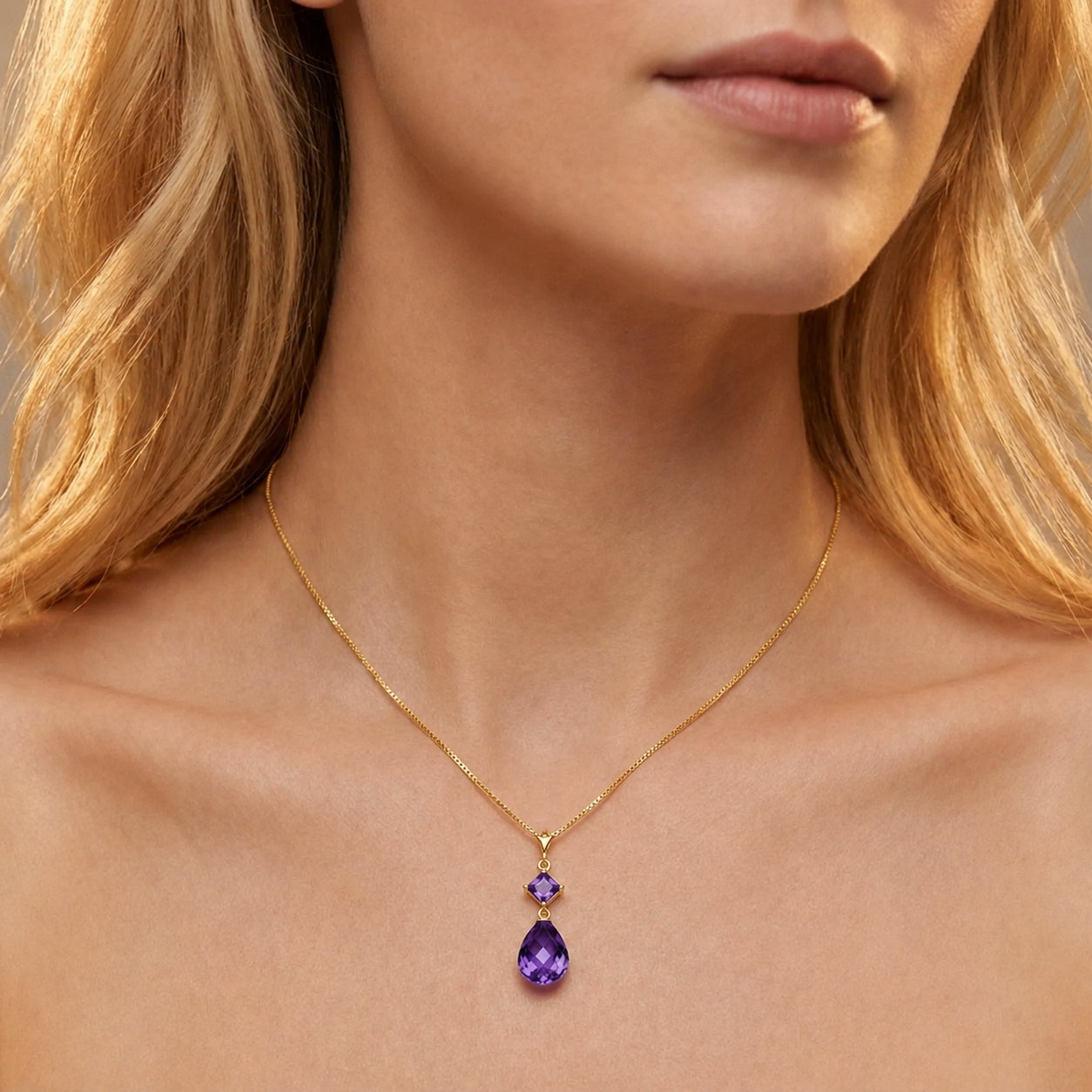 Yellow Gold Pendant Necklace Amethyst 10K — Saveria