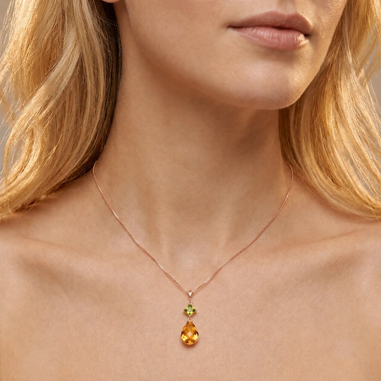 Rose Gold Pendant Necklace Emerald 10K — Saveria