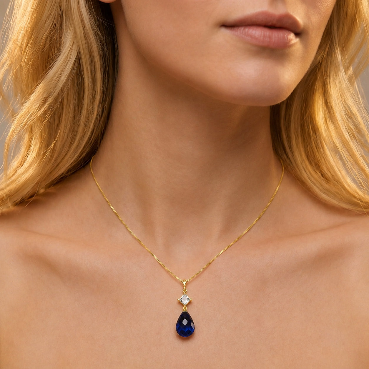 Yellow Gold Pendant Necklace Sapphire 10K — Saveria