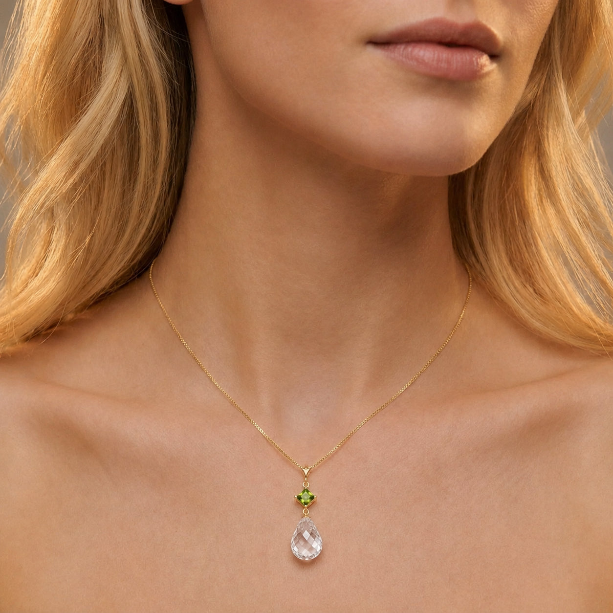 Yellow Gold Pendant Necklace White Topaz 10K — Saveria