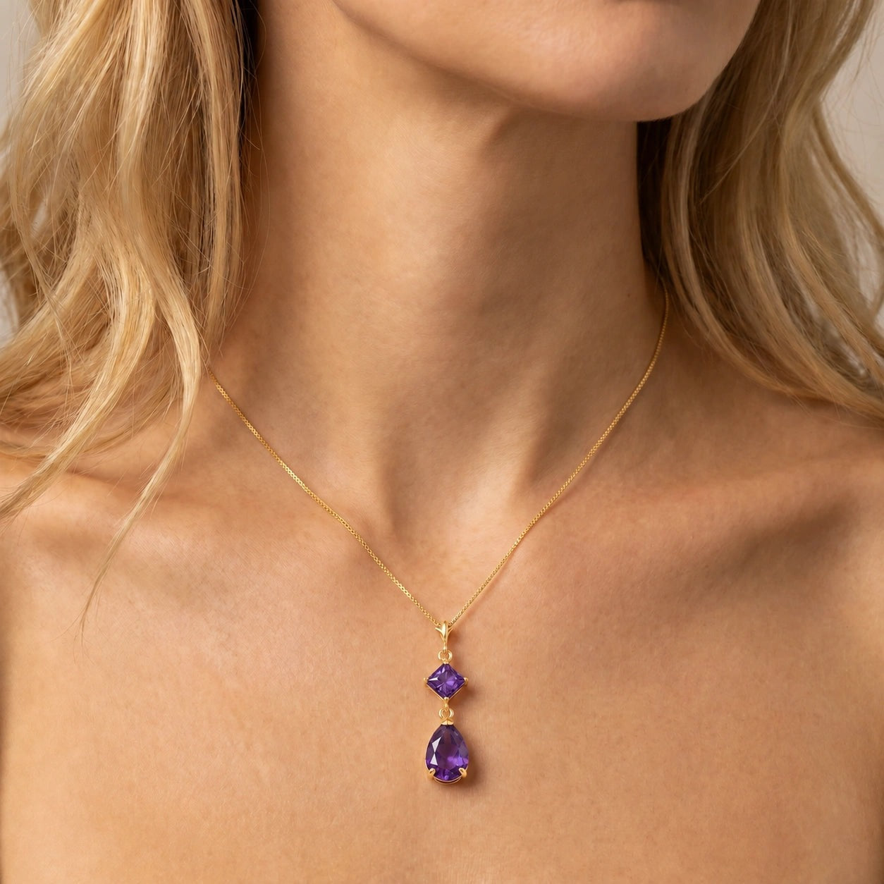 Yellow Gold Classic Necklace Garnet 10K — Palma