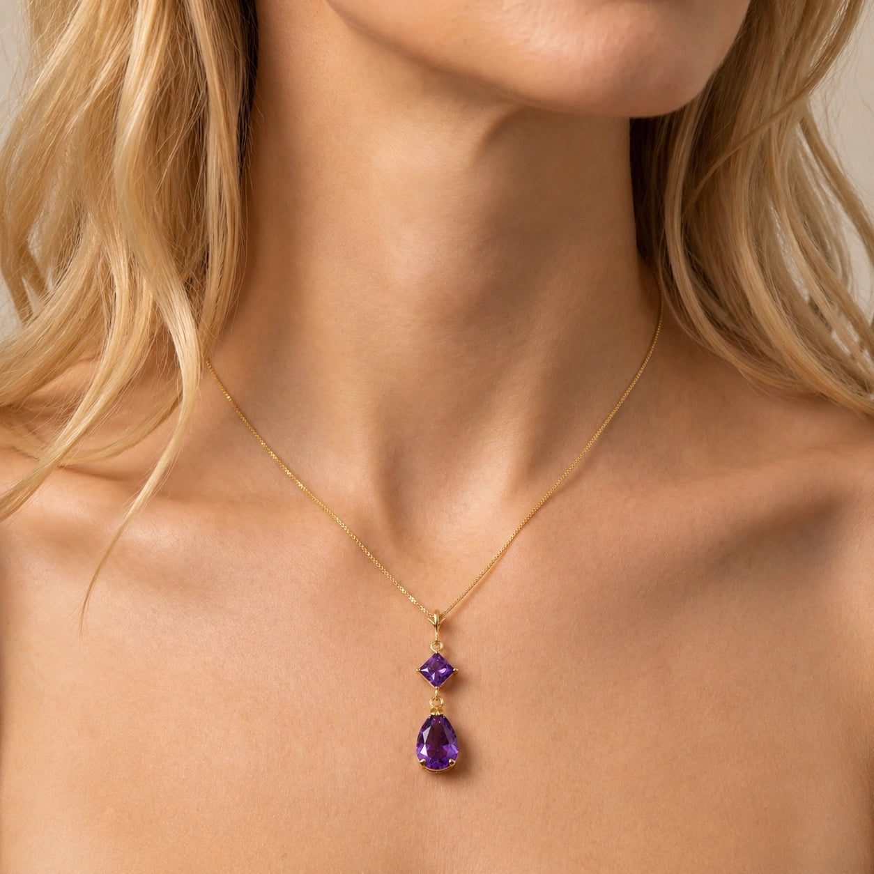 Yellow Gold Classic Necklace Garnet 10K — Palma