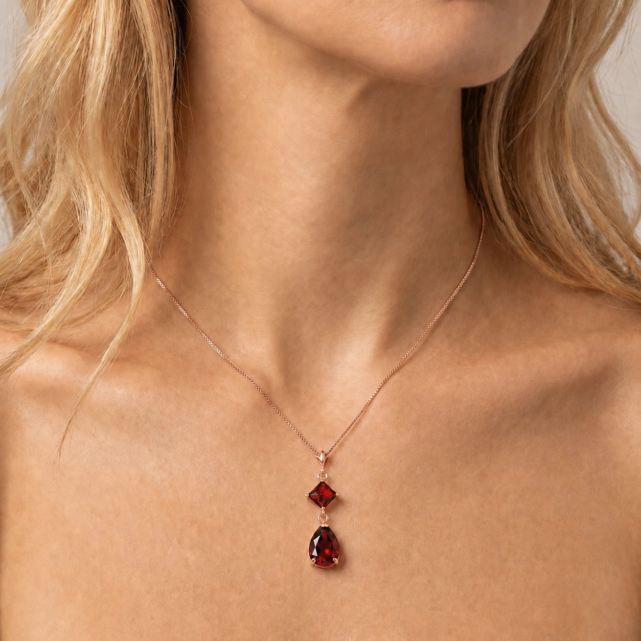 Rose Gold Classic Necklace Peridot 10K — Palma
