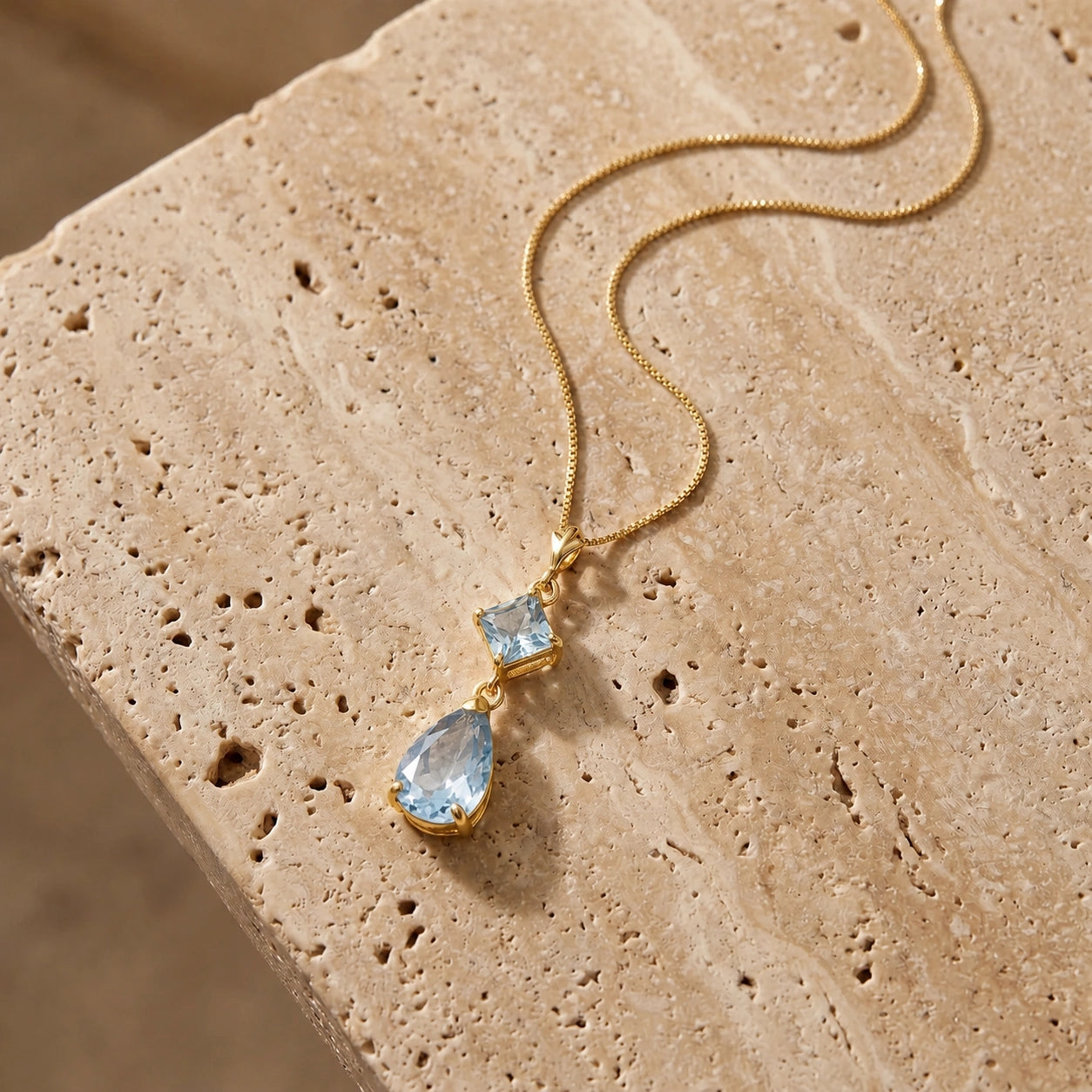 Yellow Gold Classic Necklace Peridot 10K — Palma
