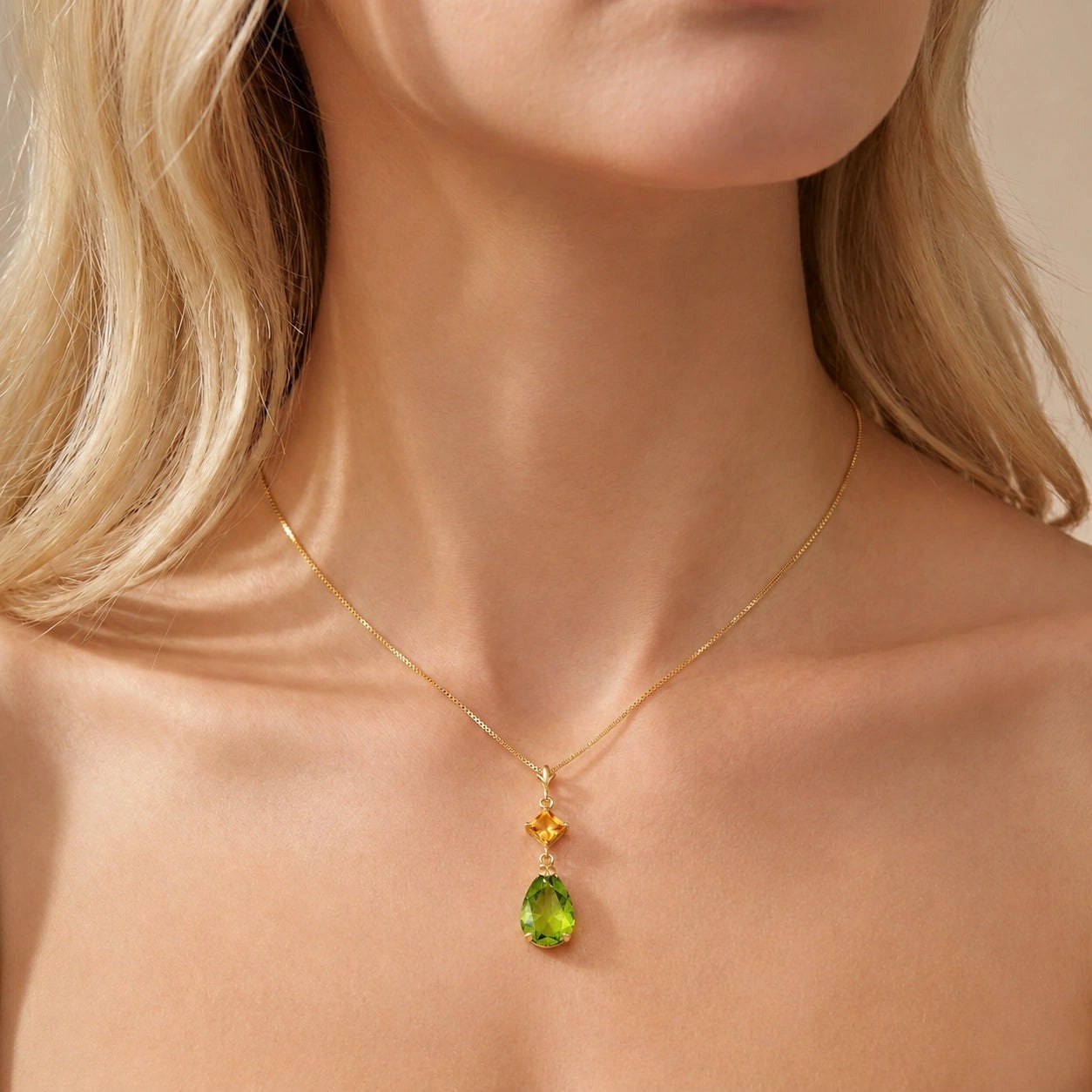 Yellow Gold Classic Necklace Peridot 10K — Palma
