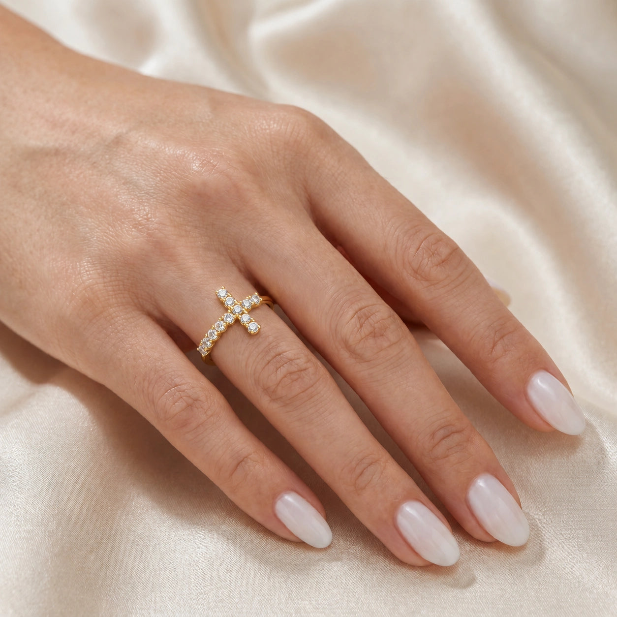 Yellow Gold Diamond — Gaia
