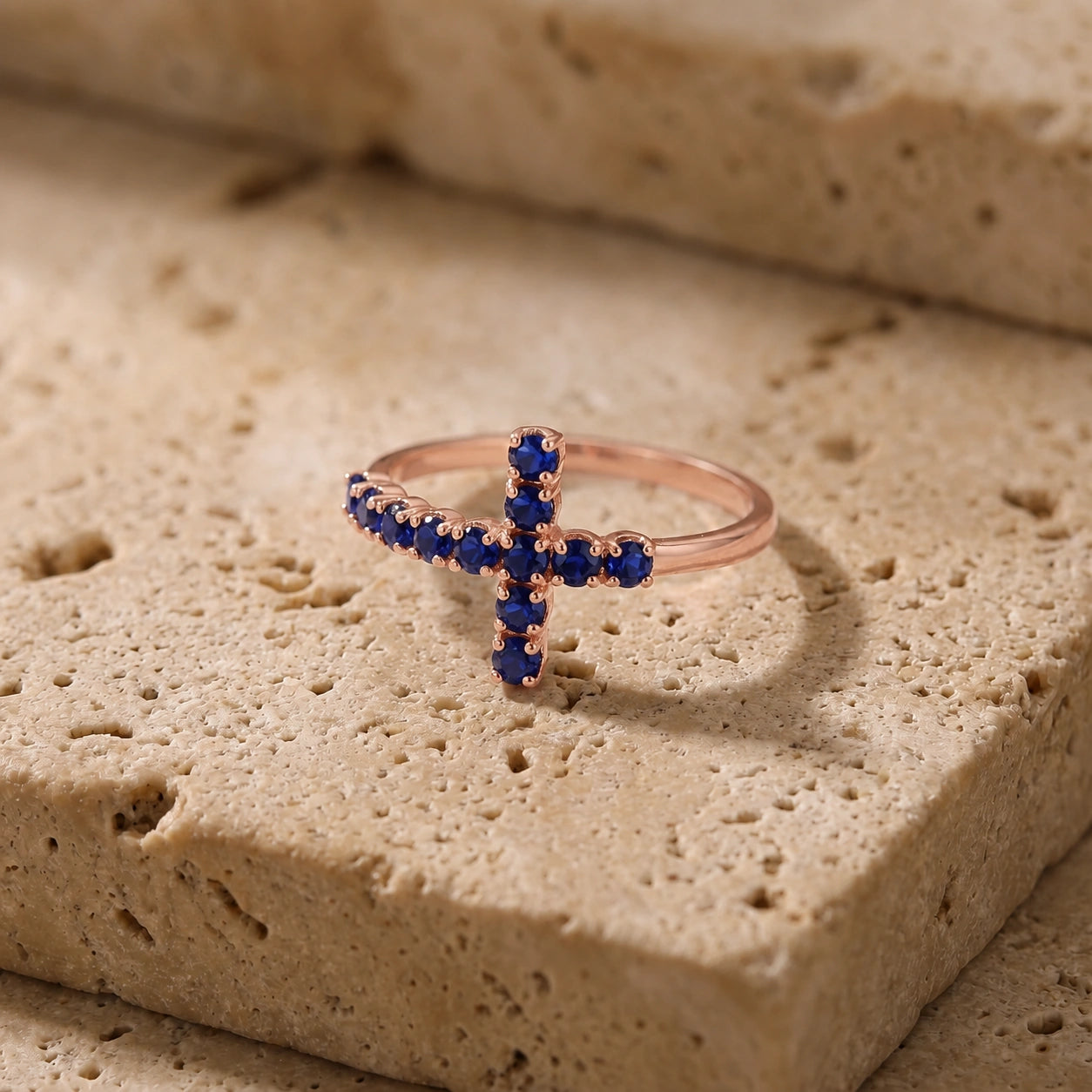 Rose Gold Sapphire — Gaia