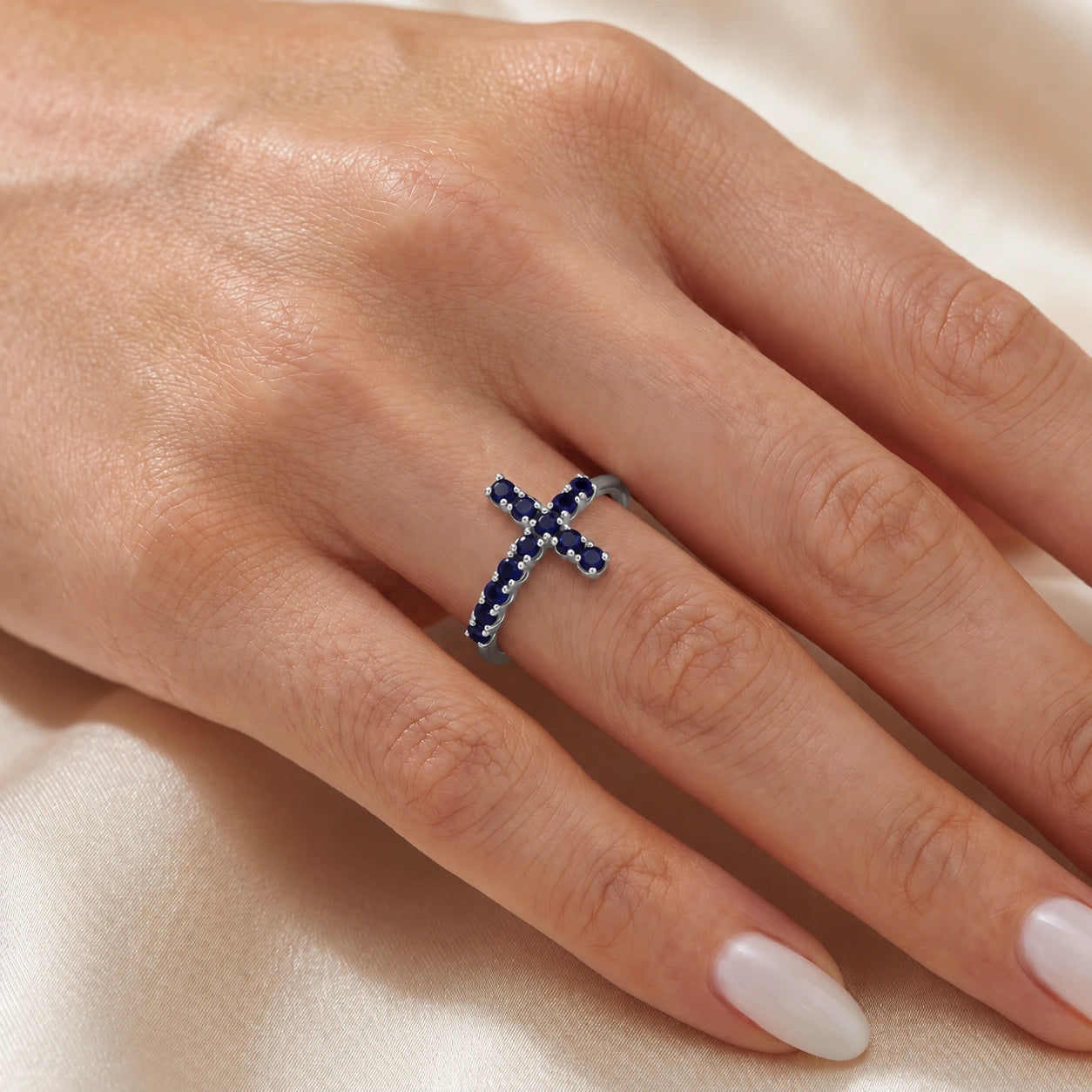 White Gold Sapphire — Gaia