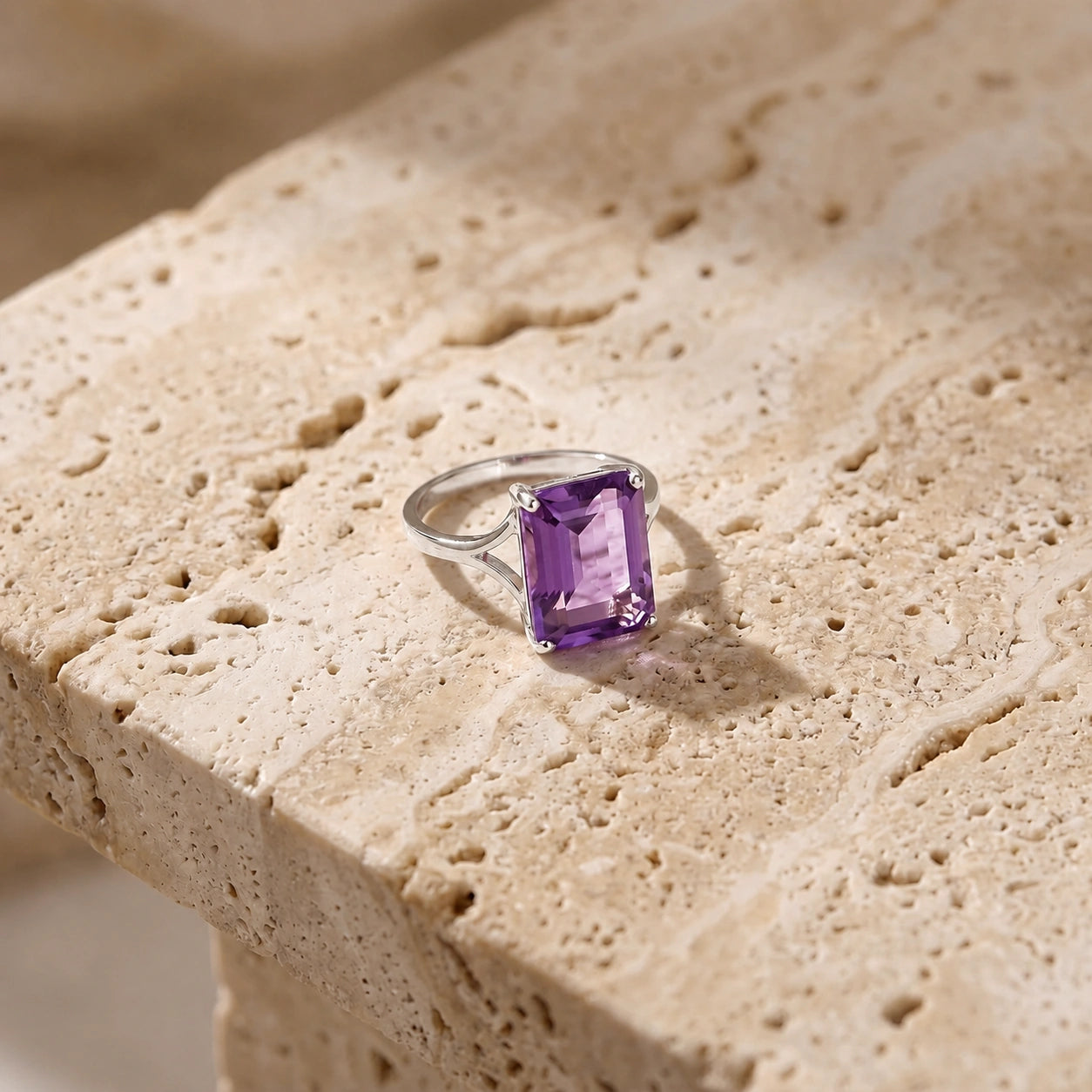 White Gold Amethyst — Geltrude