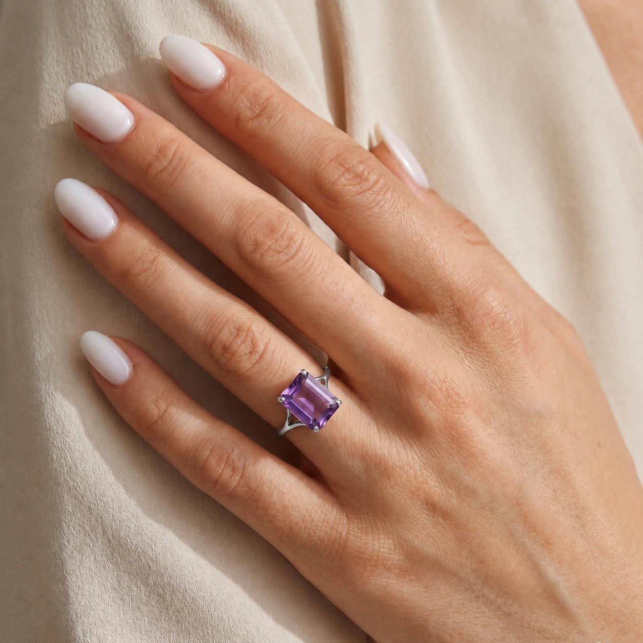 White Gold Amethyst — Geltrude
