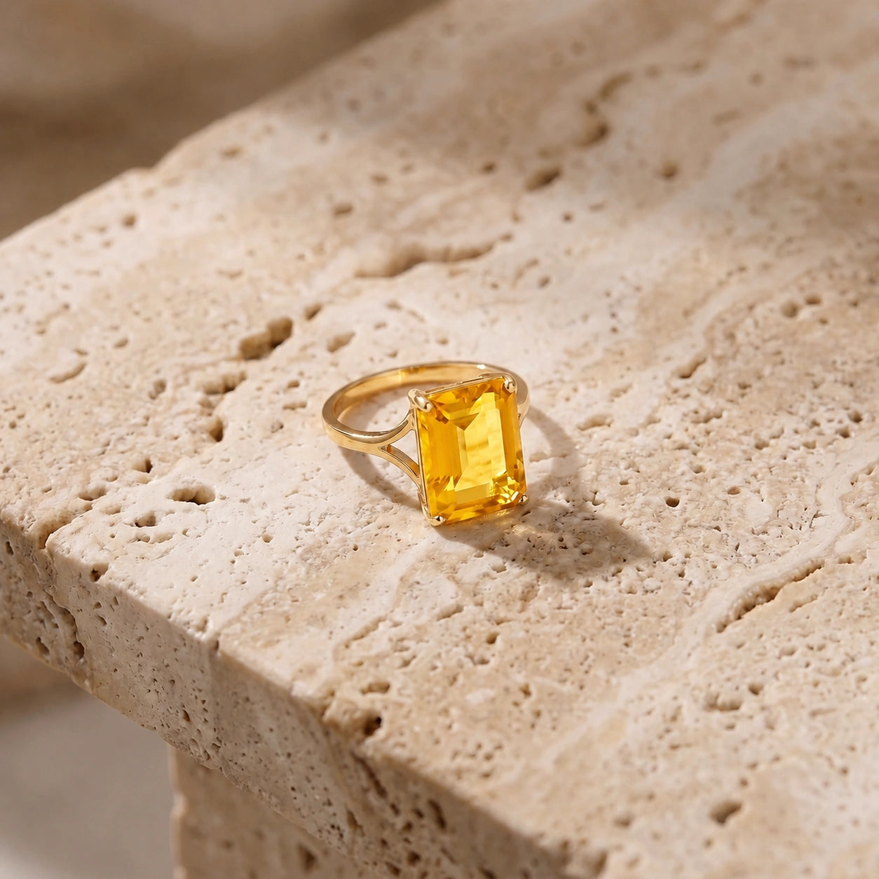 Yellow Gold Citrine — Geltrude