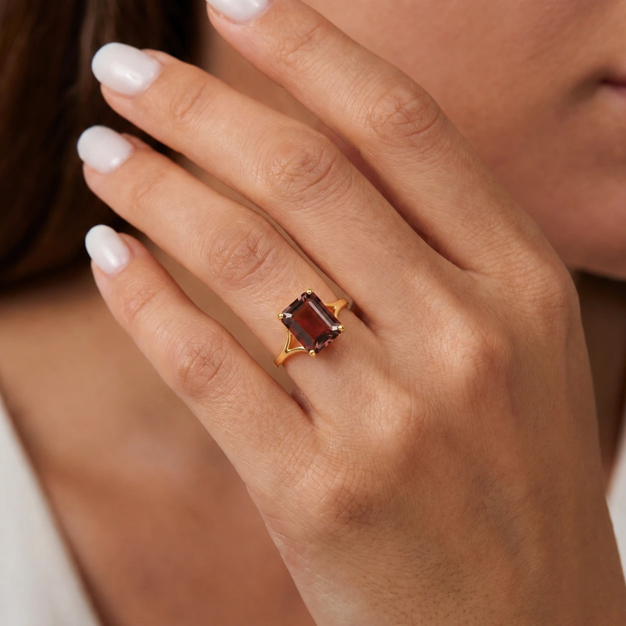 Yellow Gold Garnet — Geltrude
