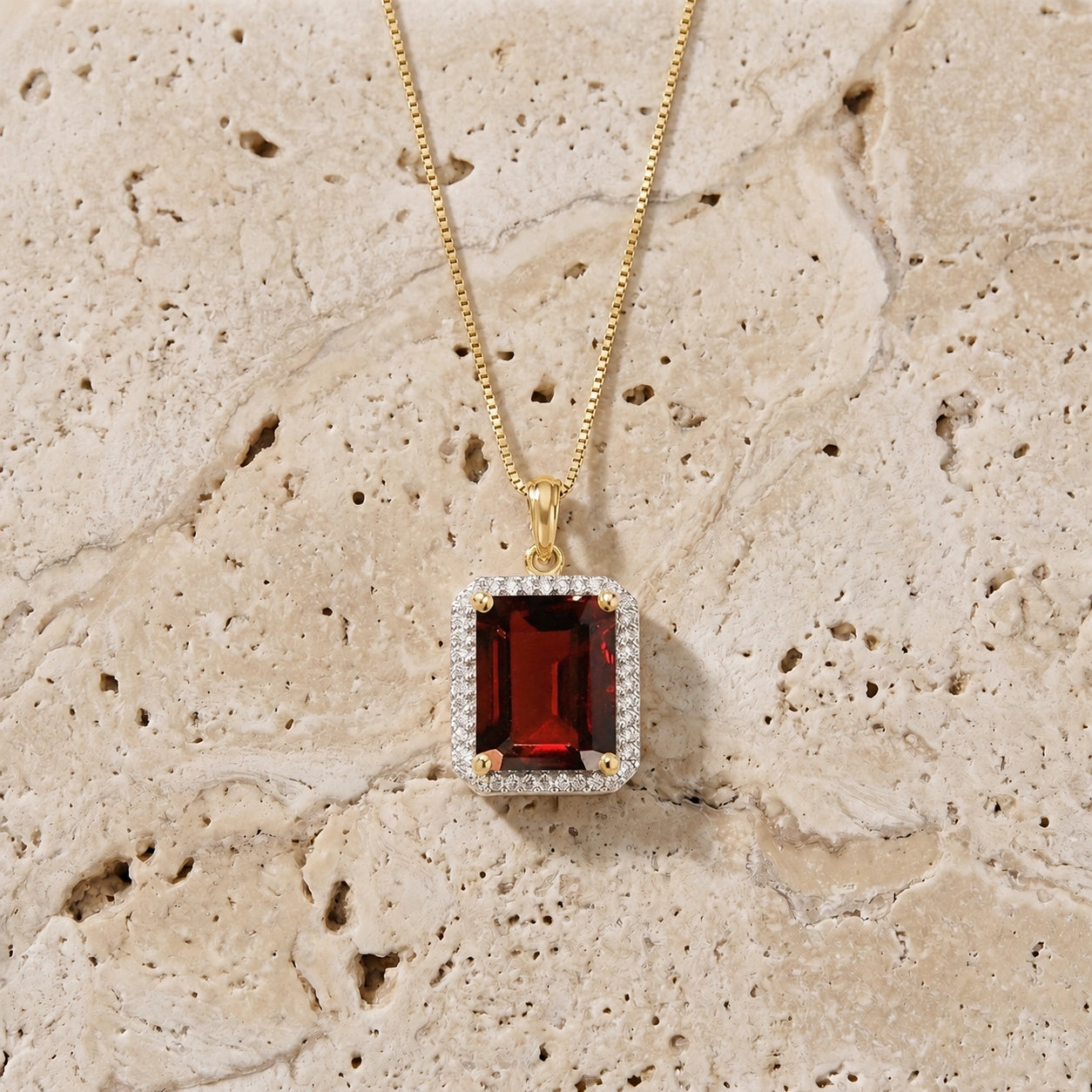 Yellow Gold Garnet & Diamond — Alberica