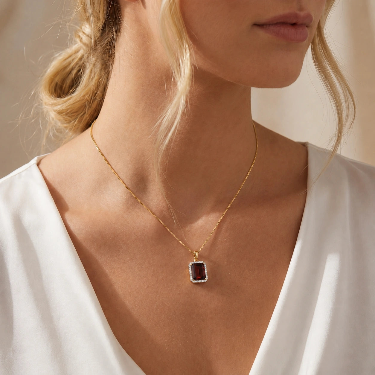 Yellow Gold Garnet & Diamond — Alberica