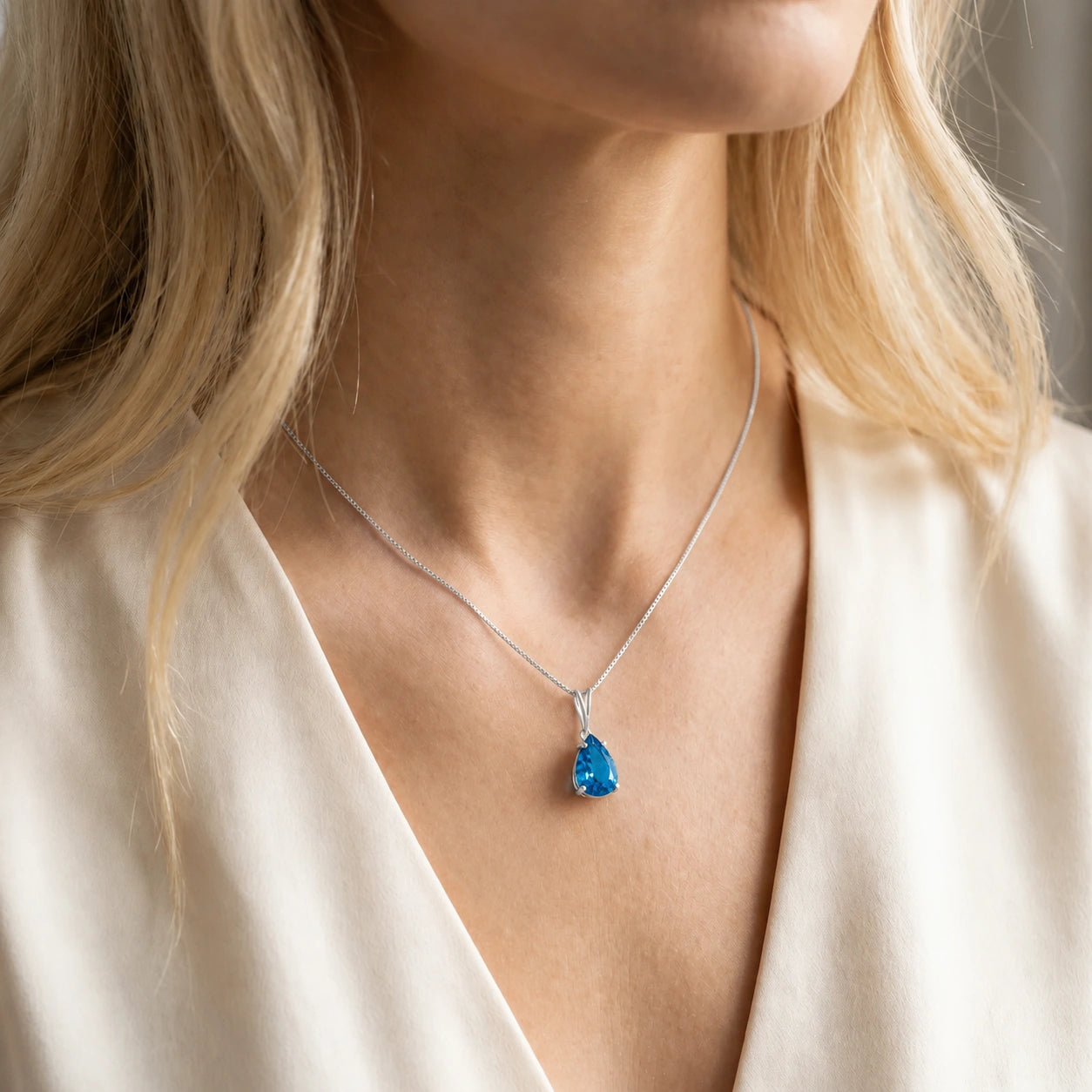 White Gold Blue Topaz — Gentile