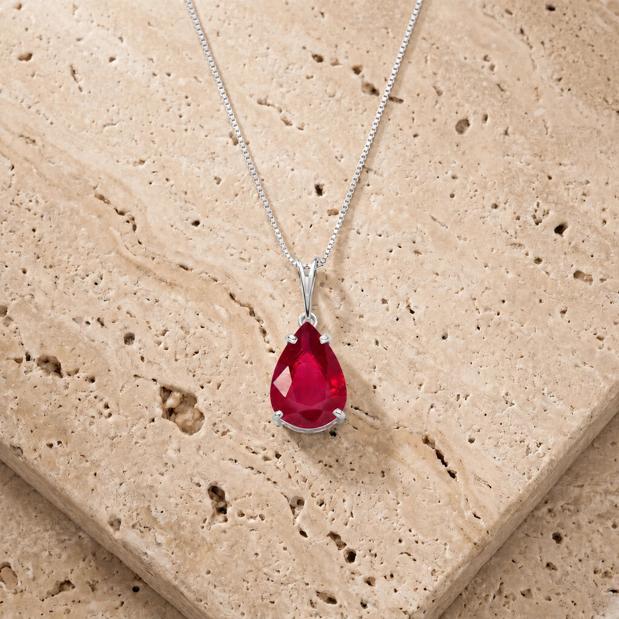 White Gold Ruby — Gentile