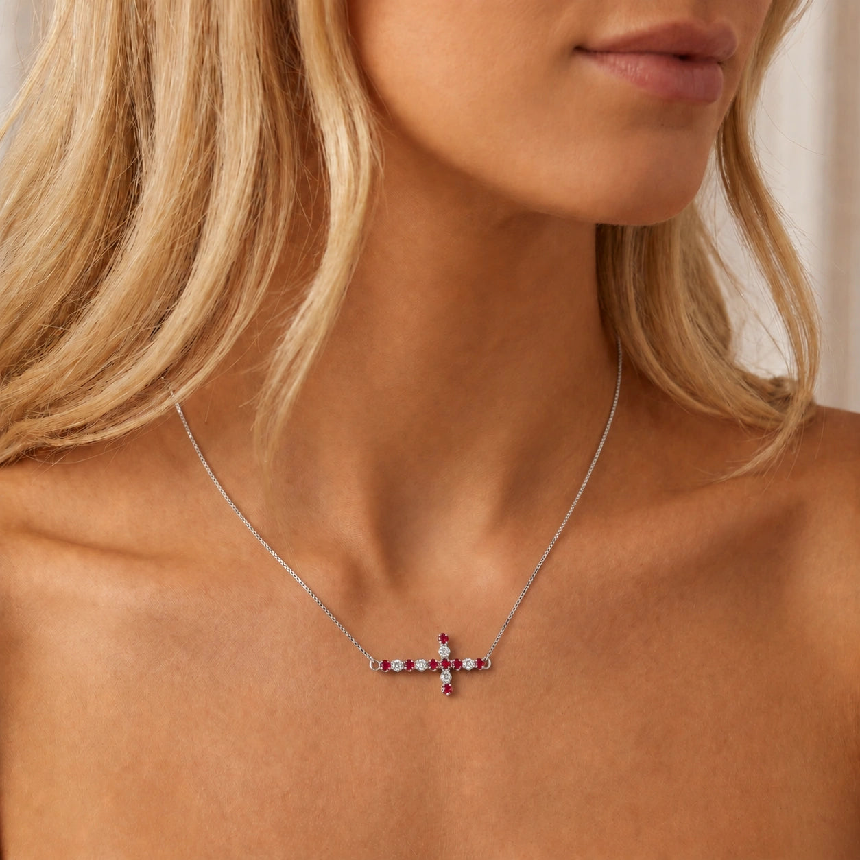 White Gold Ruby & Diamond — Gigliola