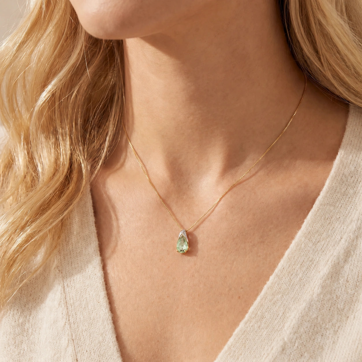 Yellow Gold Pendant Necklace Green Amethyst 10K — Gilda